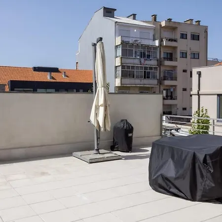 Brito Capelo Terrace T1 - 5 Guests * Matosinhos